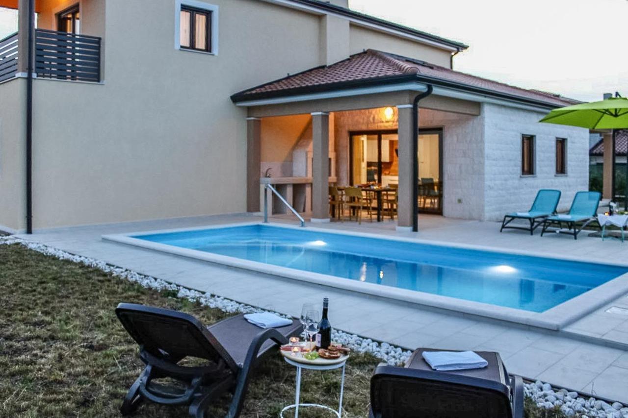 Villa Carneol Kaldanija Zewnętrze zdjęcie